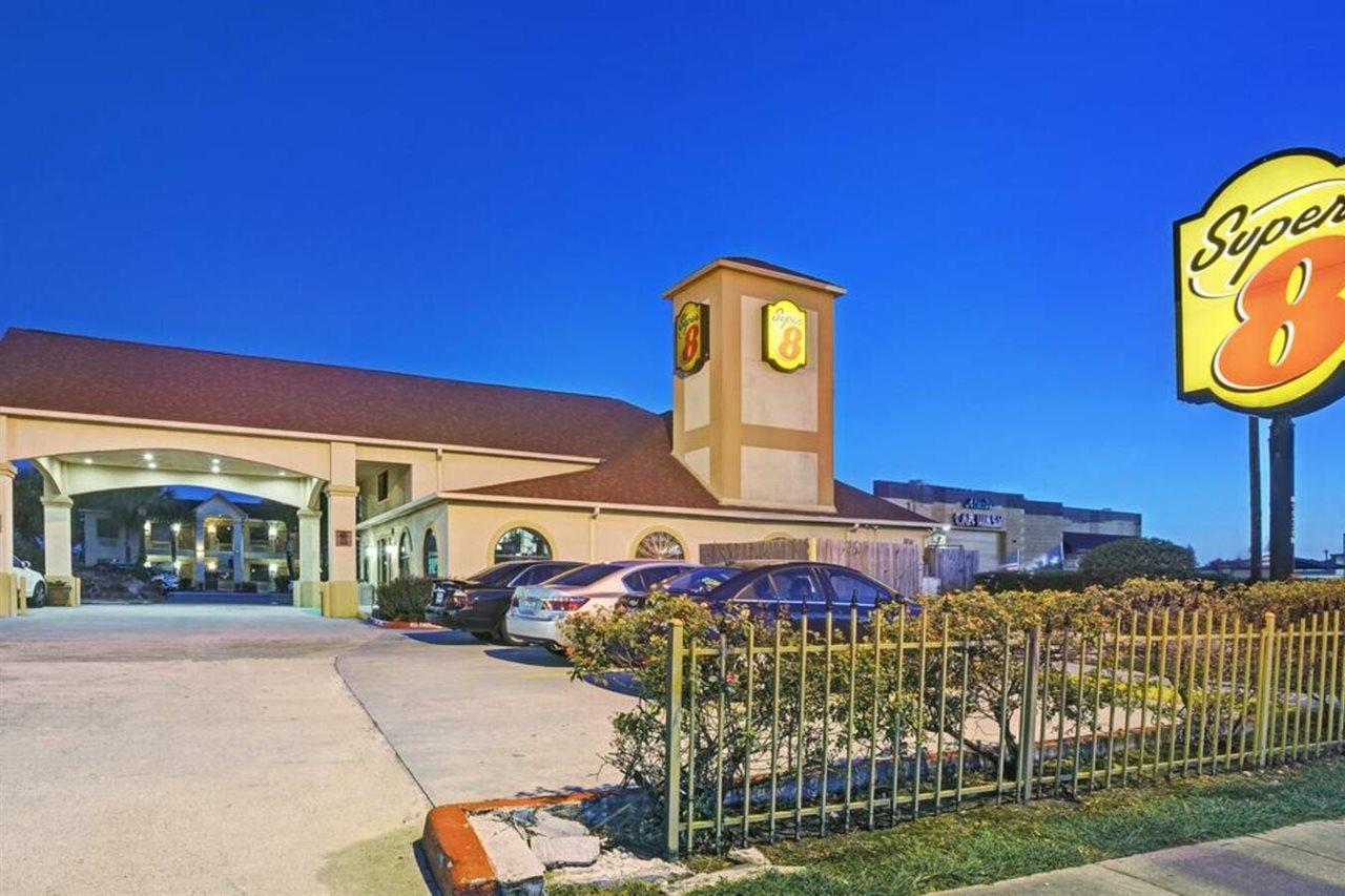Hotel Super 8 By Wyndham Houston Hobby Airport South Exterior foto