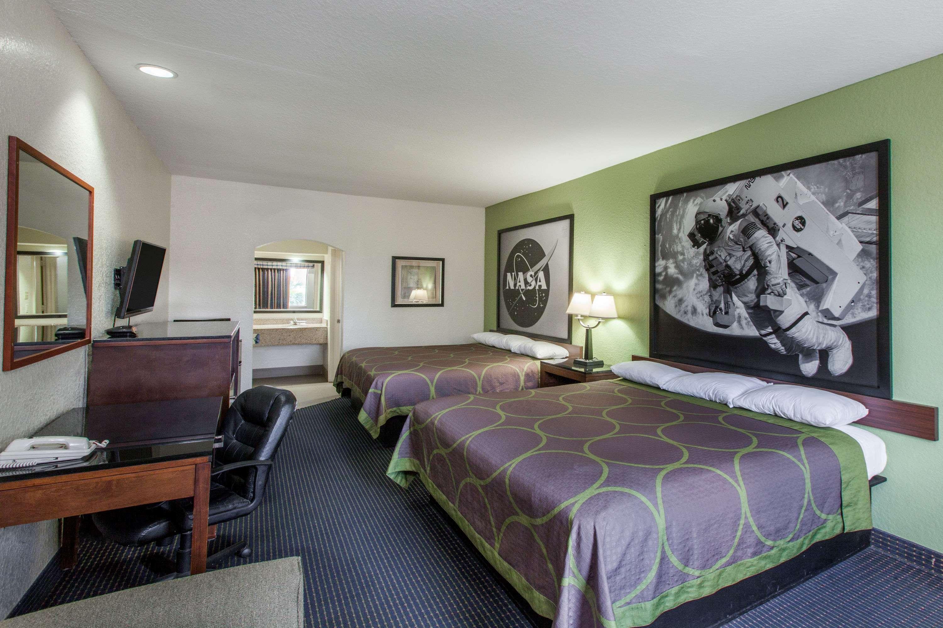 Hotel Super 8 By Wyndham Houston Hobby Airport South Exterior foto